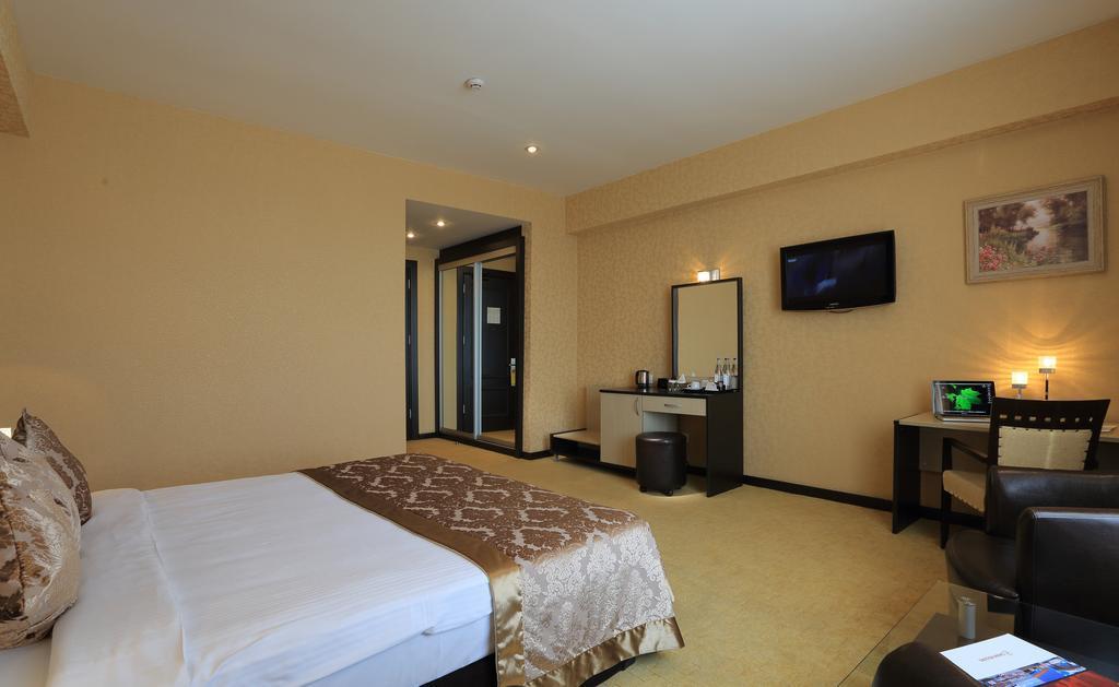 Gm City Hotel Баку Екстериор снимка